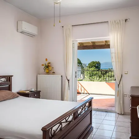 Apartament Corfu Poulos
