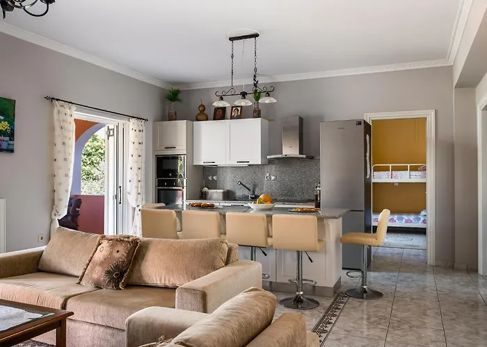 Corfu Poulos Апартаменты