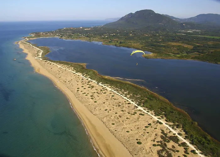 Corfu Poulos Апартаменты Astrakeri