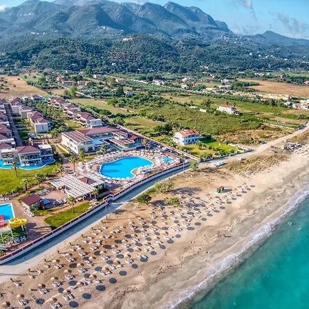 Corfu Poulos شقة *